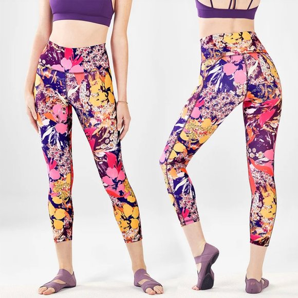 Fabletics Define High-Waisted Capri leggings Fiori floral print - Picture 1 of 6